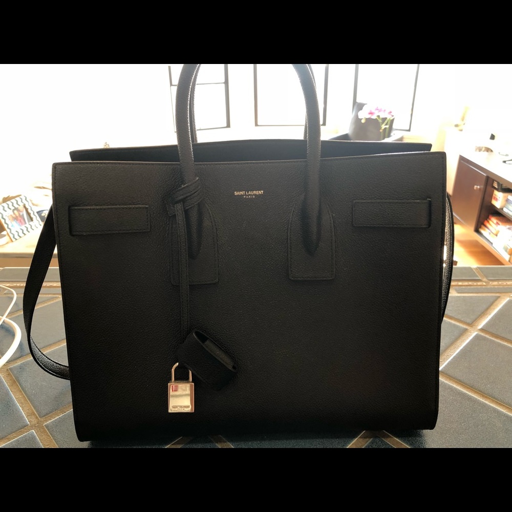 Medium authentic saint laurent sac de jour